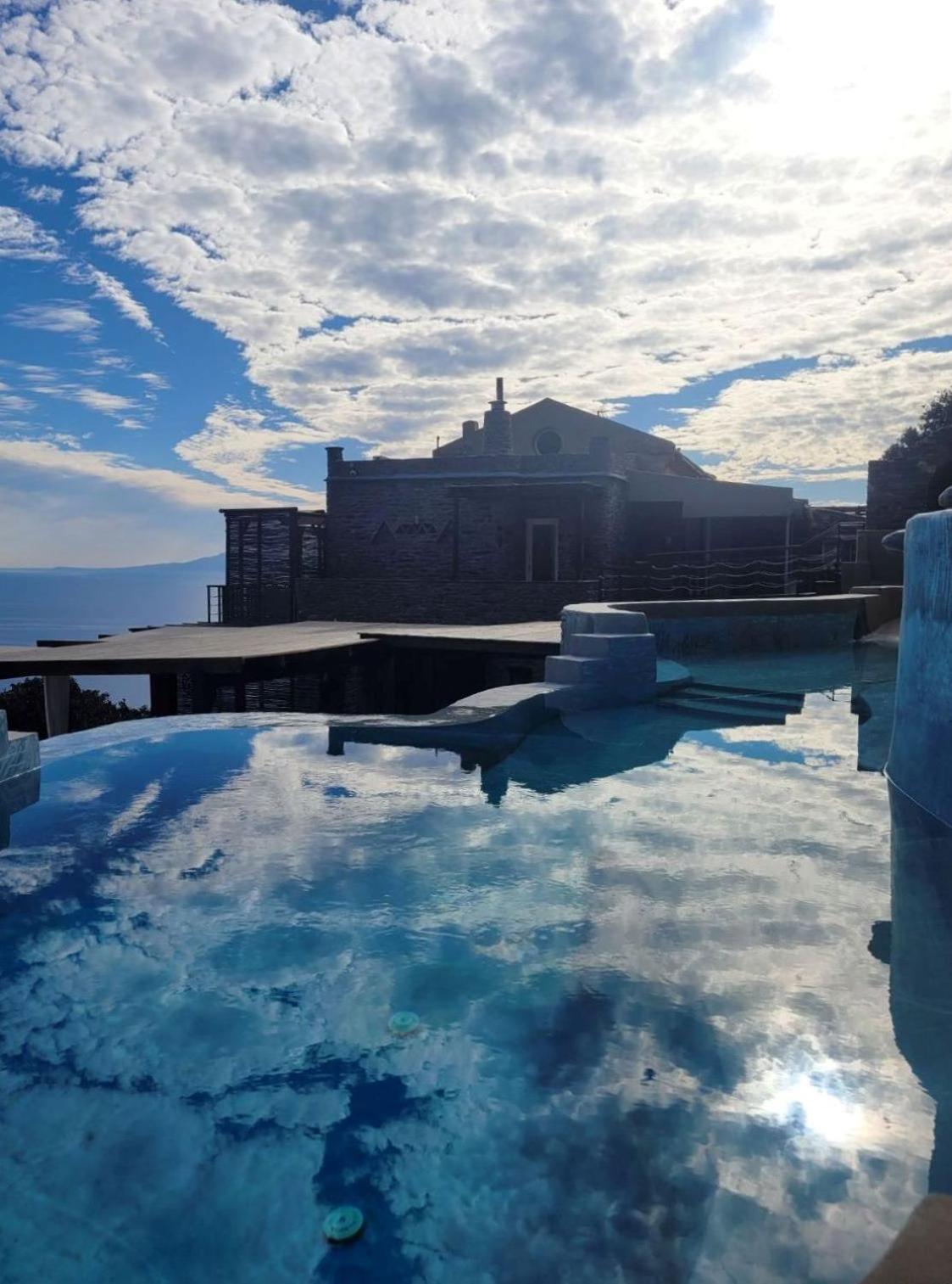 Agia EleousaAegean Castle Andros - Adults Only公寓式酒店 外观 照片