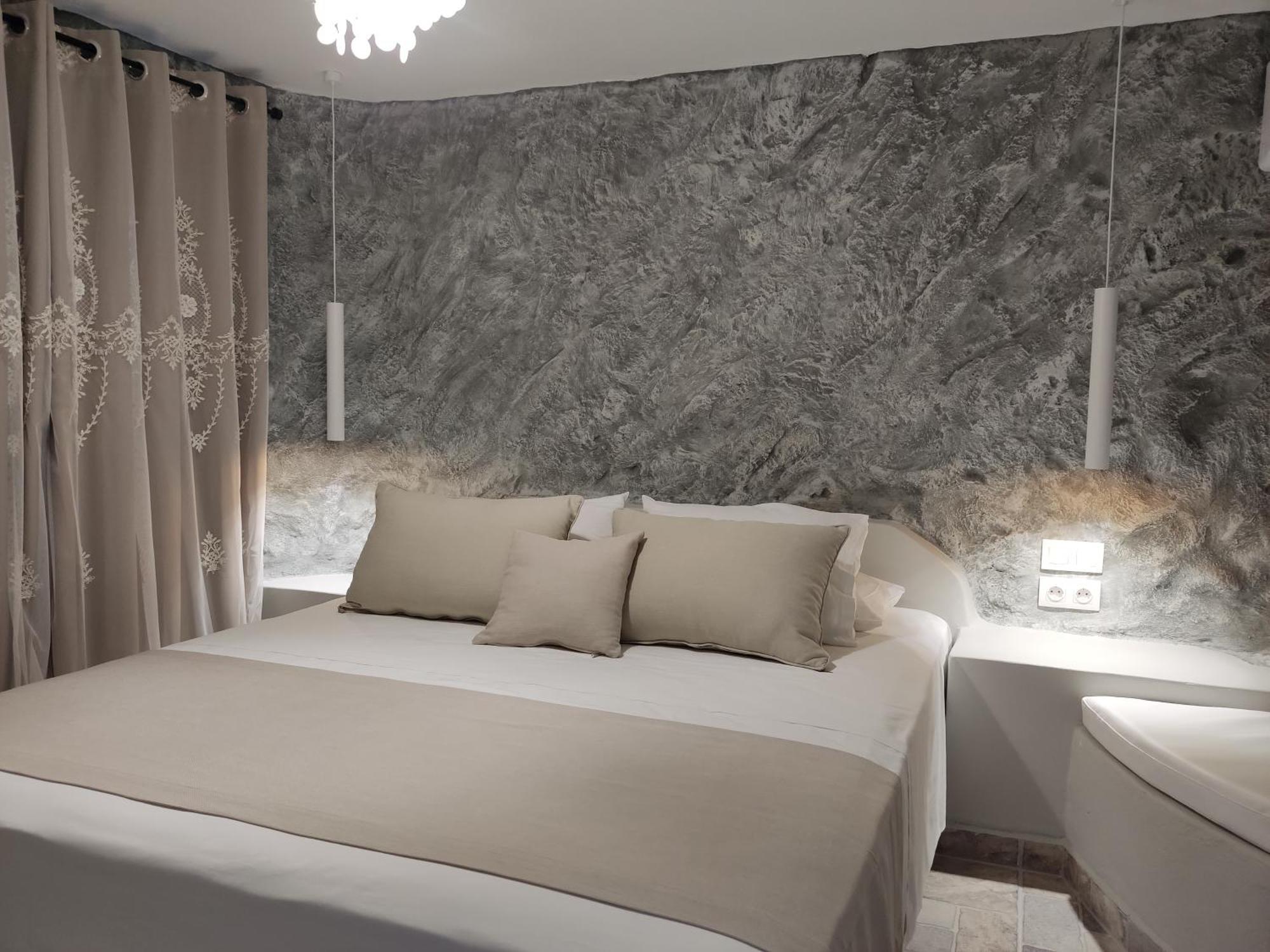 Agia EleousaAegean Castle Andros - Adults Only公寓式酒店 外观 照片